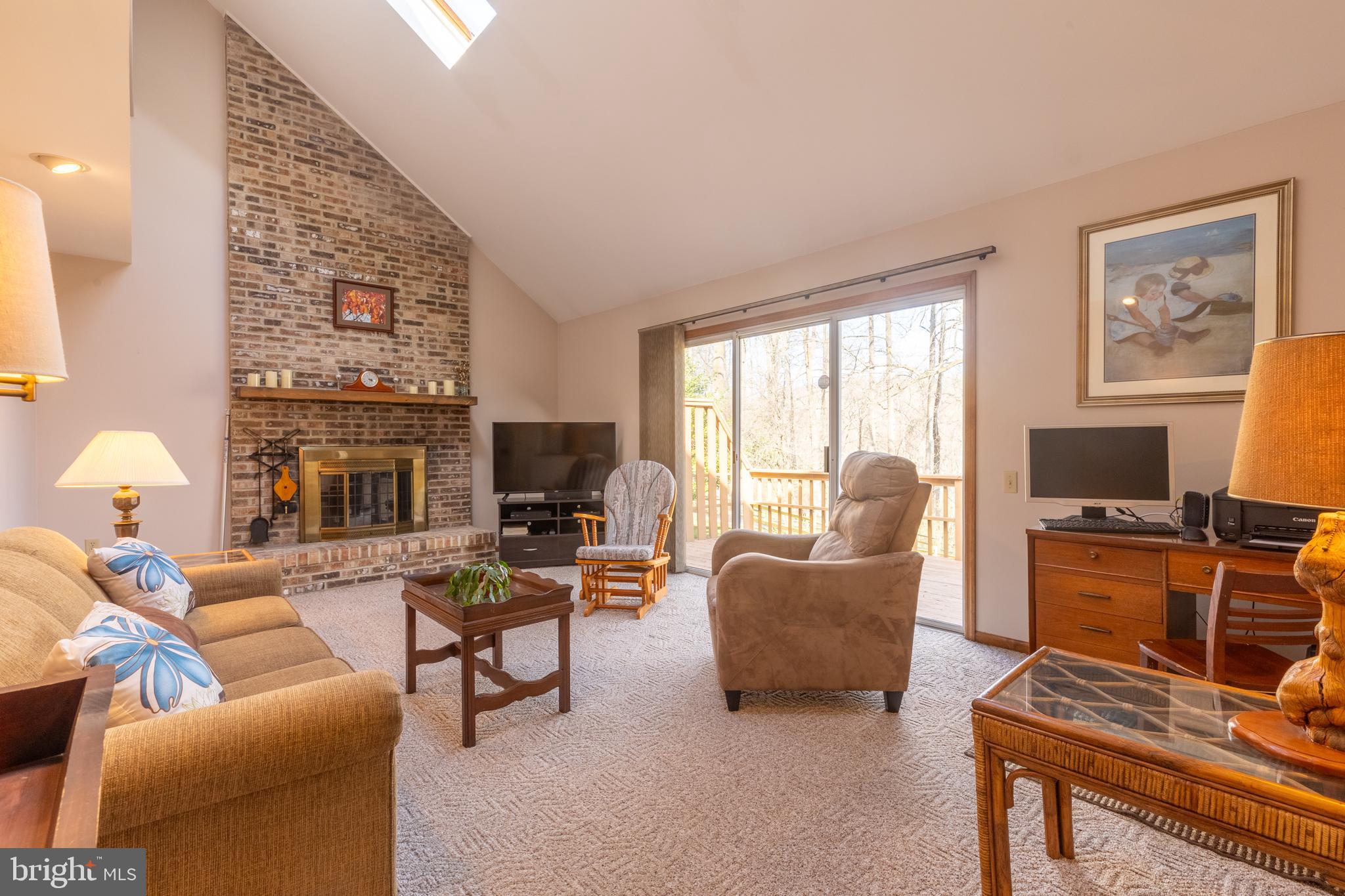 164 FAIRHILL DRIVE