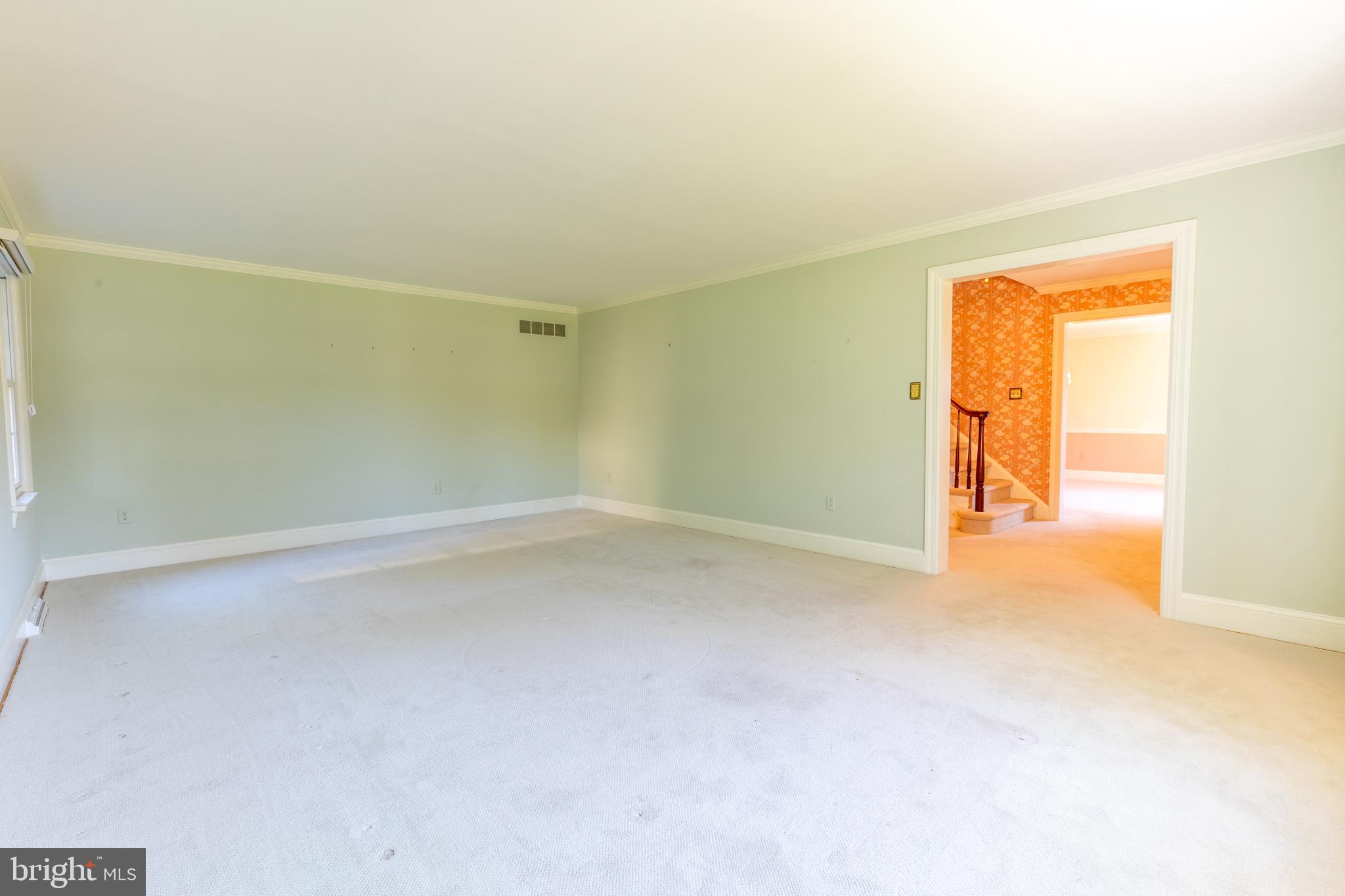 706 WESTCLIFF ROAD