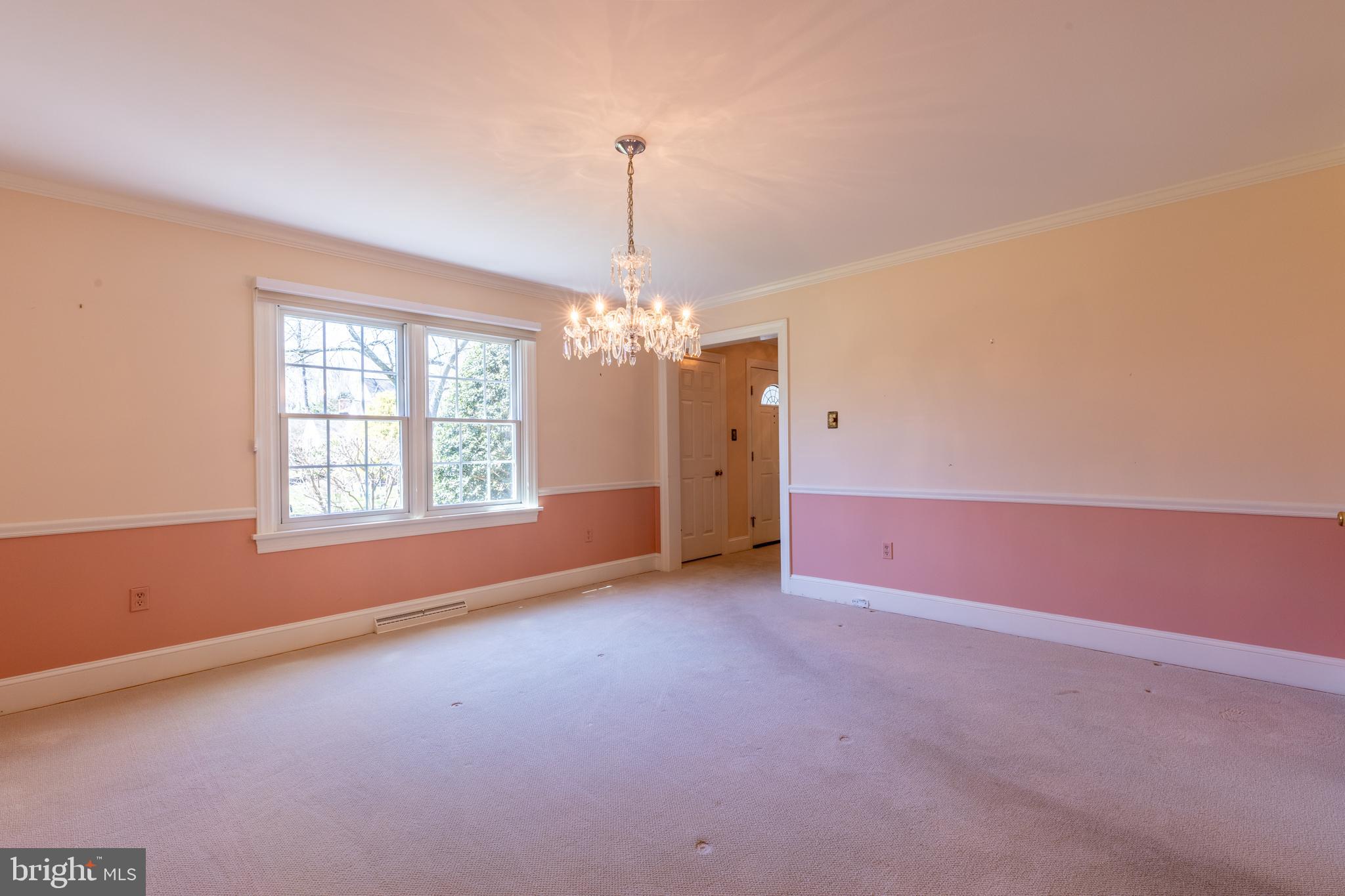 706 WESTCLIFF ROAD