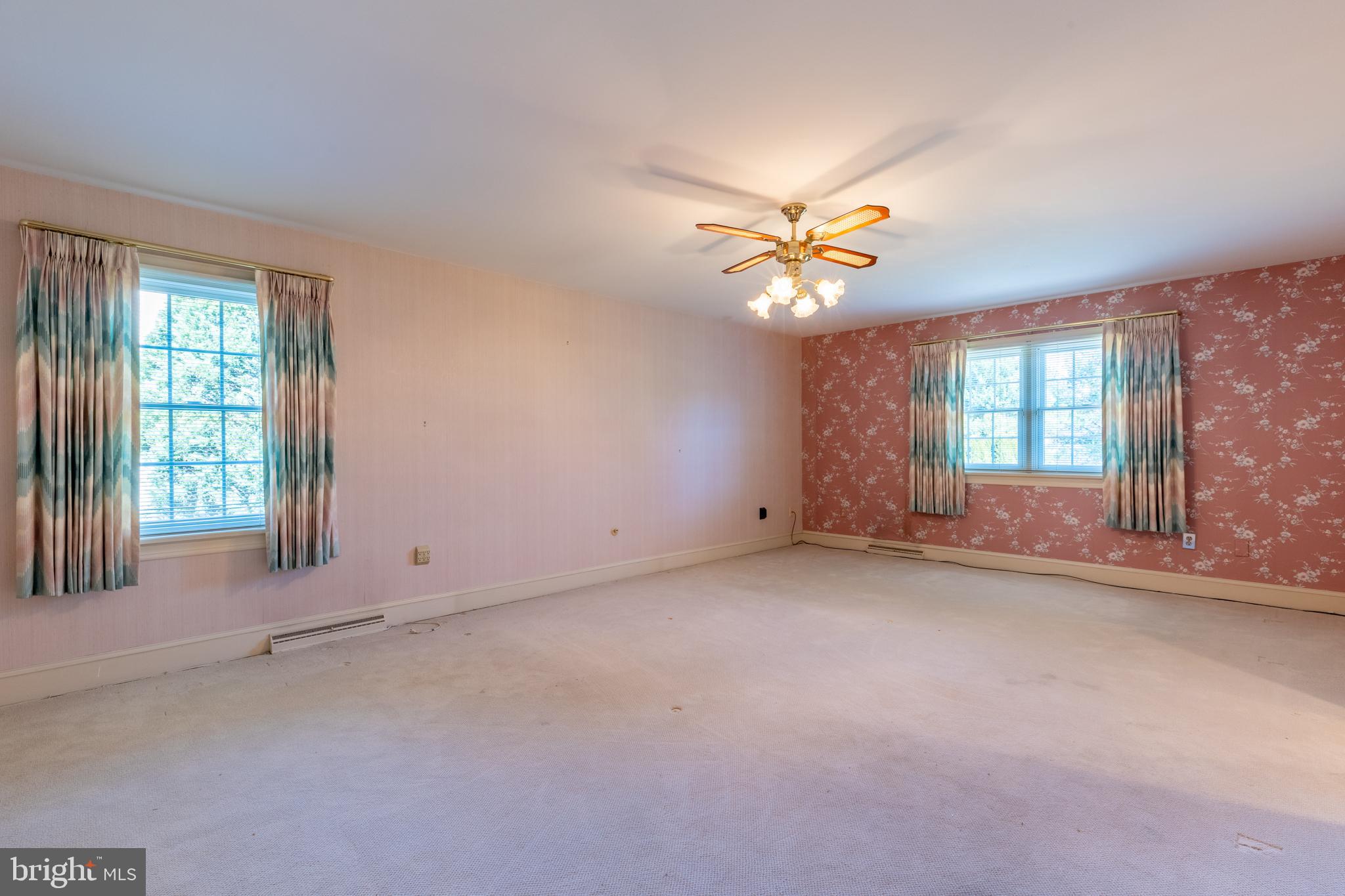 706 WESTCLIFF ROAD
