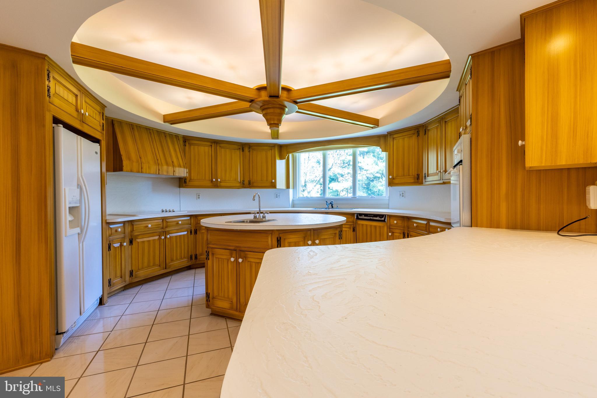 706 WESTCLIFF ROAD