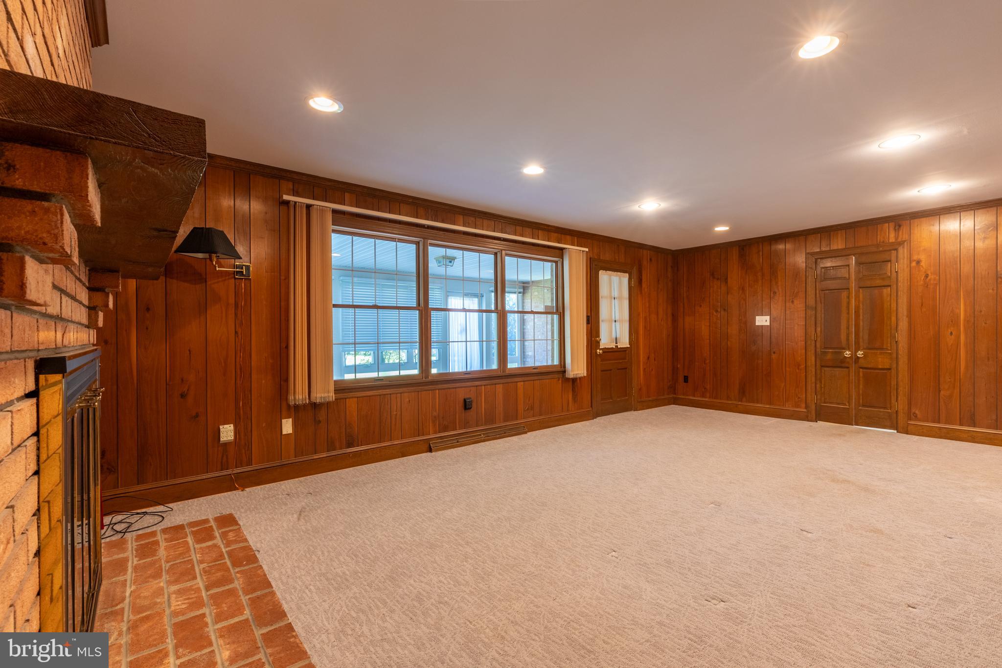 706 WESTCLIFF ROAD
