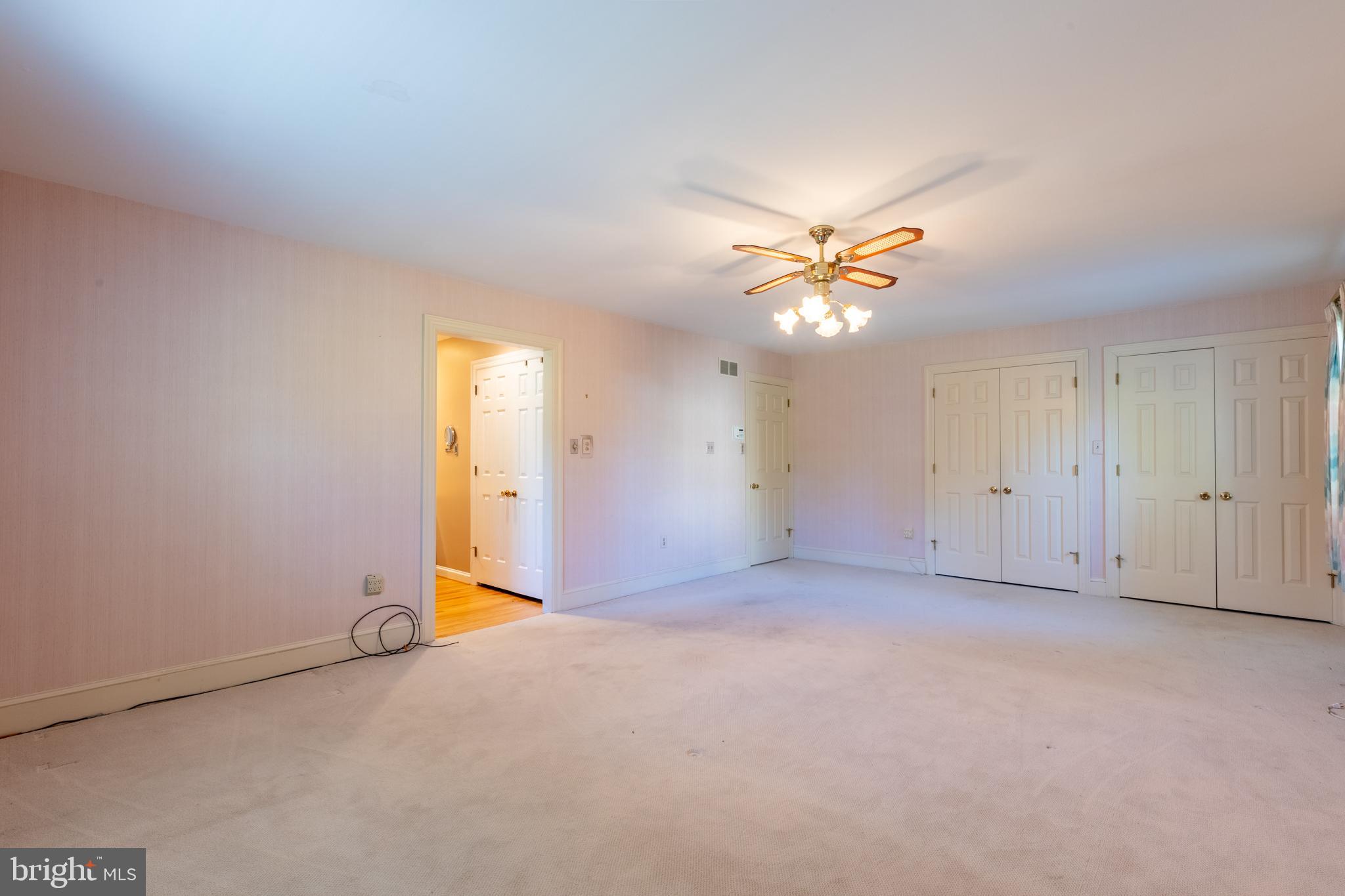 706 WESTCLIFF ROAD