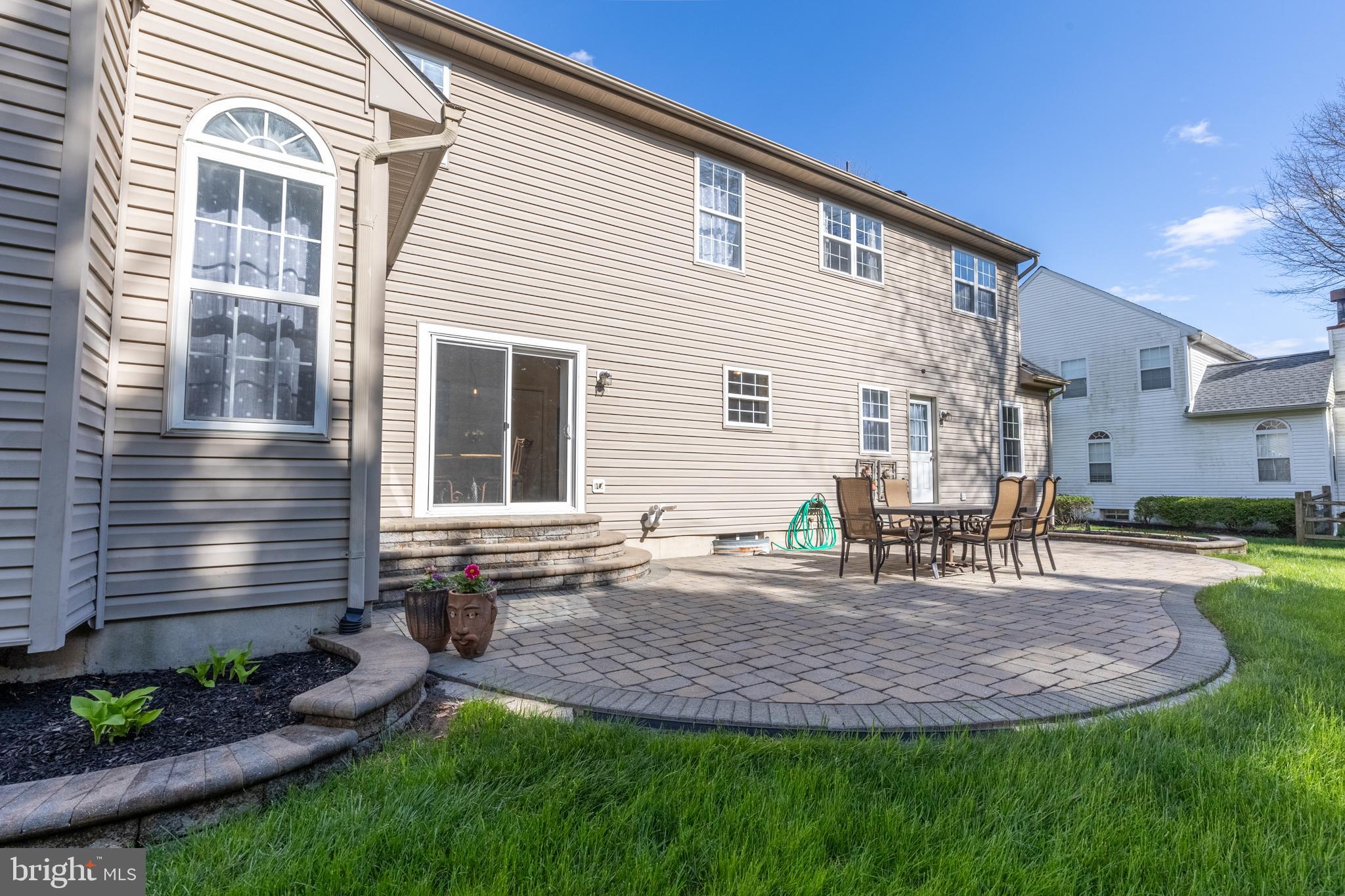 31 WESTWOODS BOULEVARD