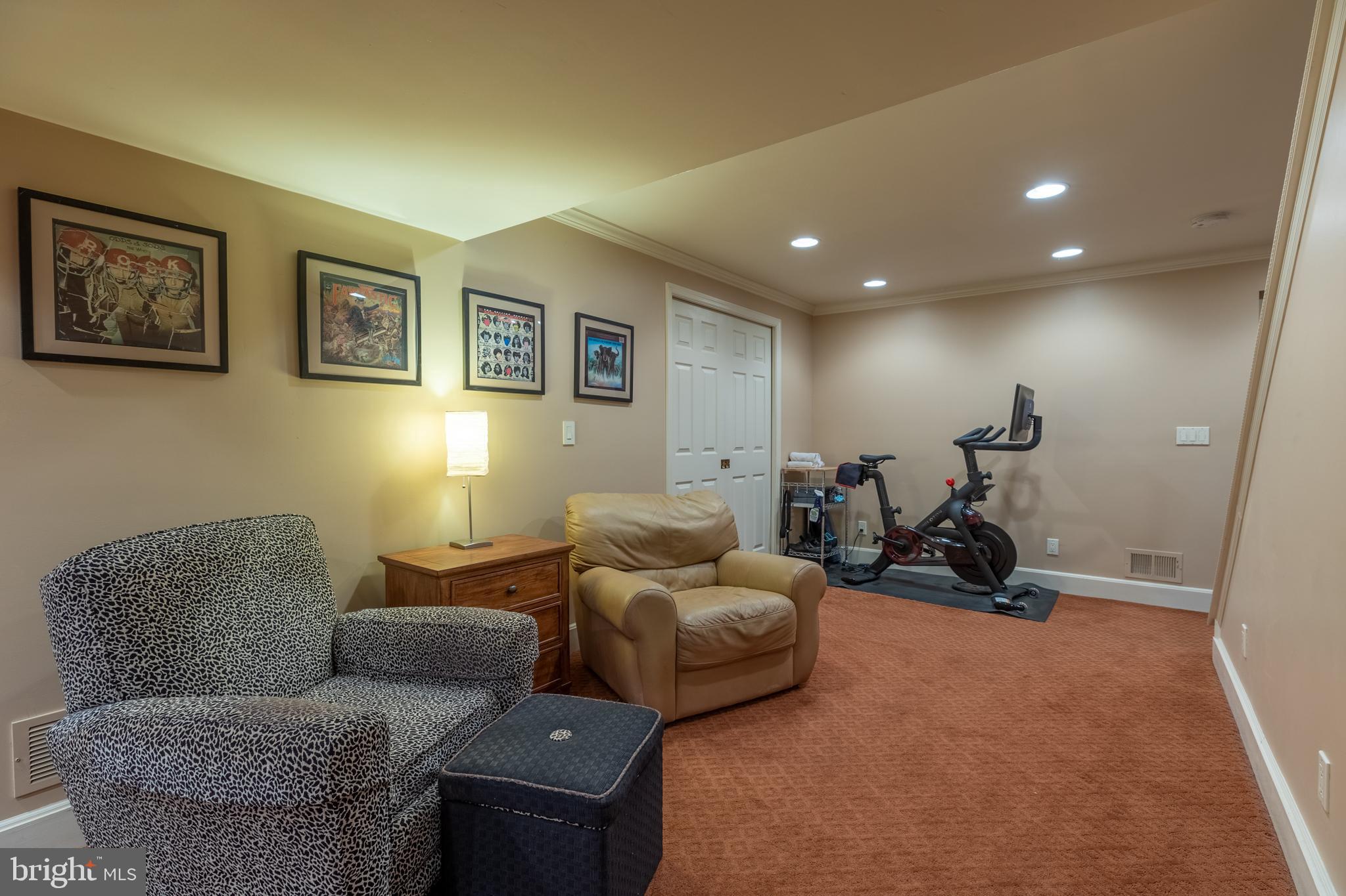 704 SPRINGCREEK COURT