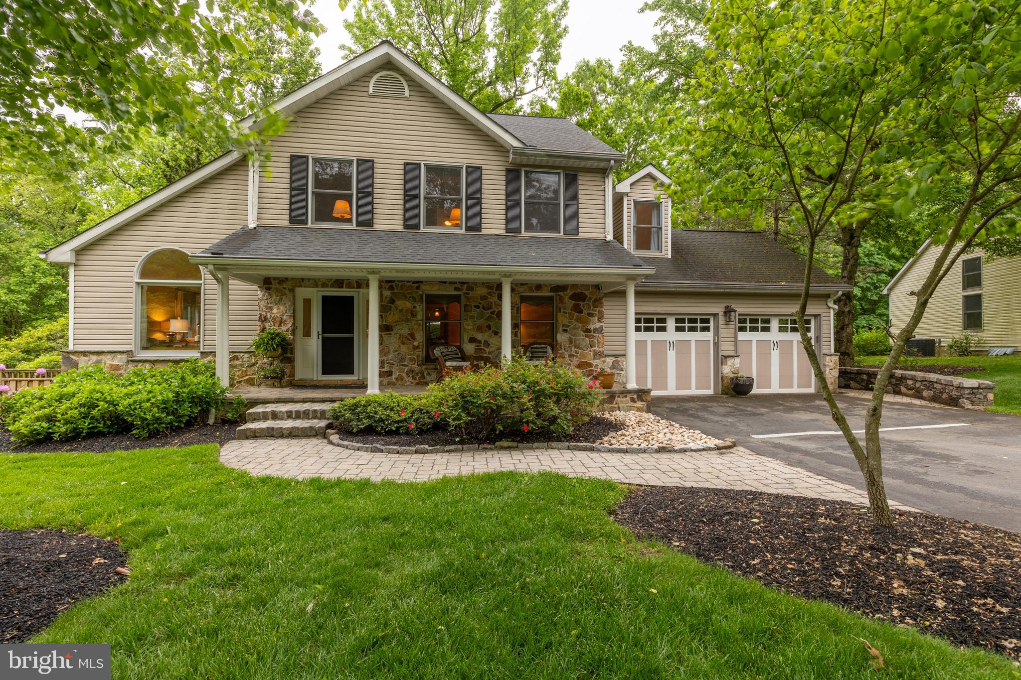 704 SPRINGCREEK COURT
