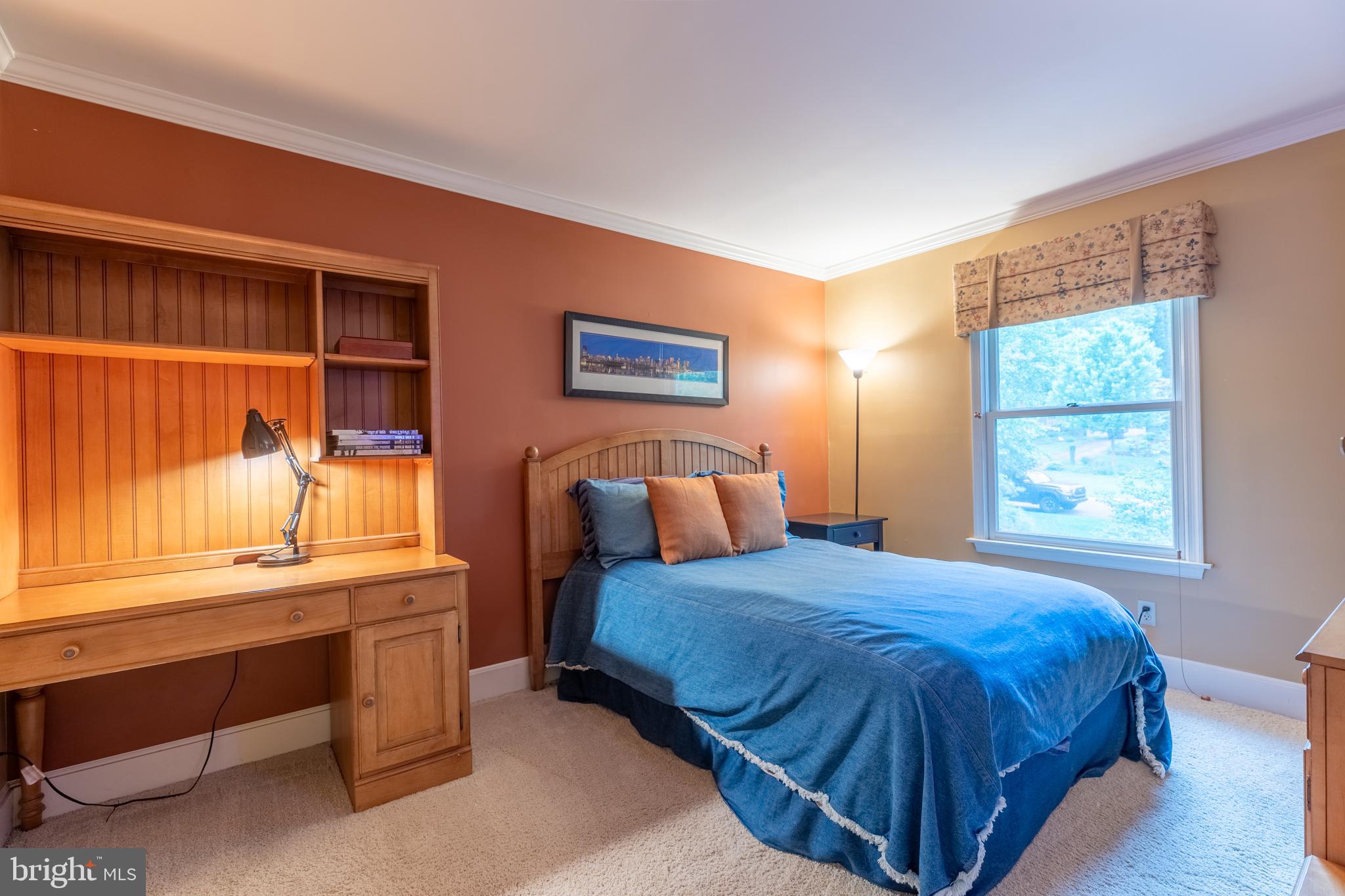 704 SPRINGCREEK COURT