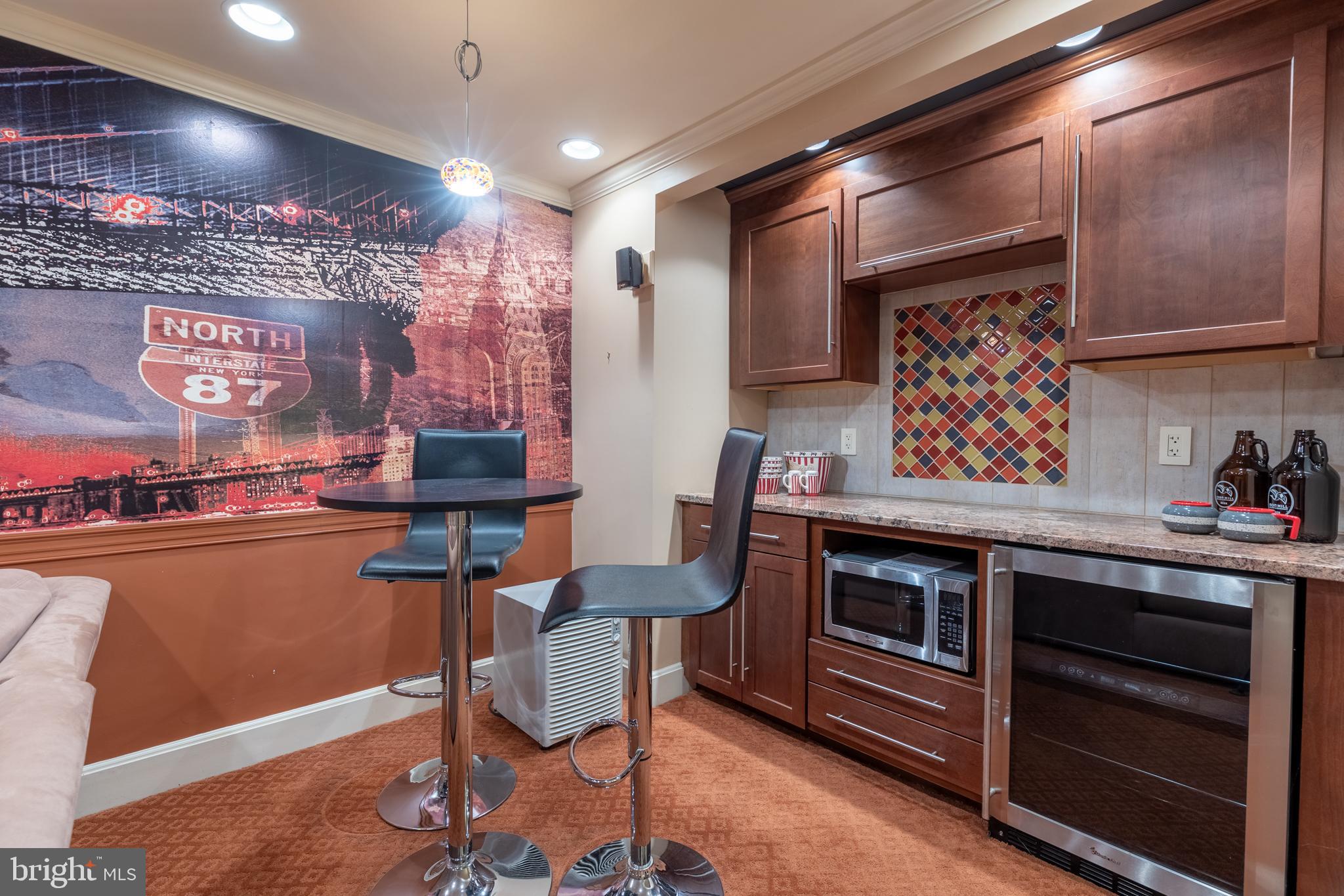 704 SPRINGCREEK COURT