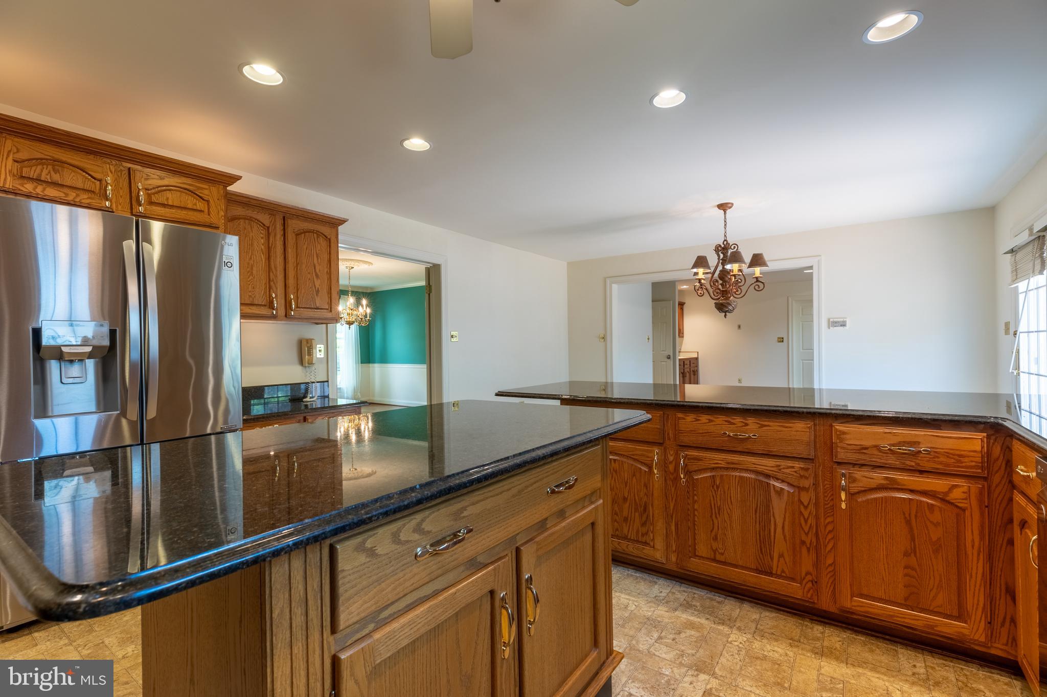 27 AUTUMNWOOD DRIVE