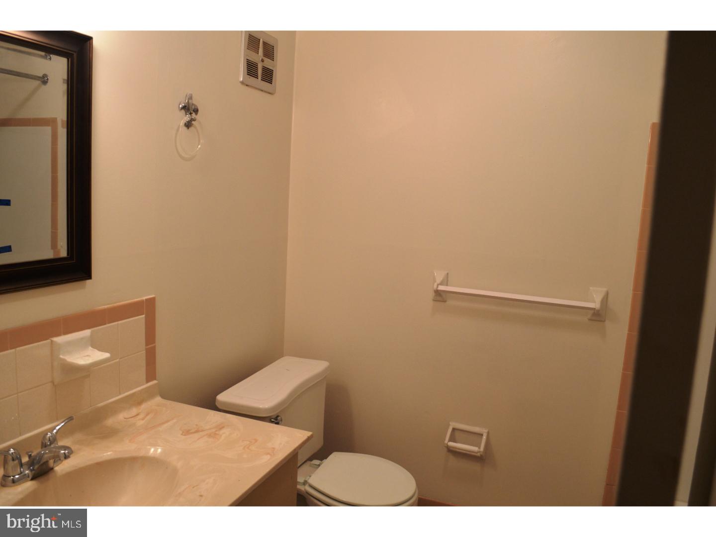 4810 W BRIGANTINE COURT