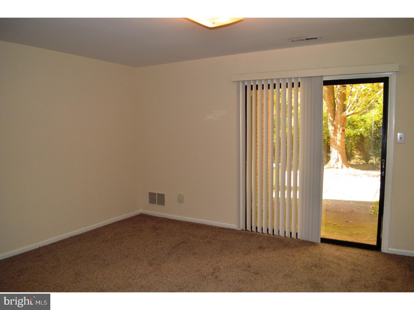 4810 W BRIGANTINE COURT