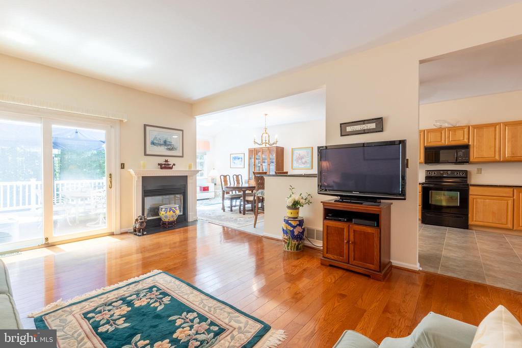 515 SOUTHAMPTON LANE