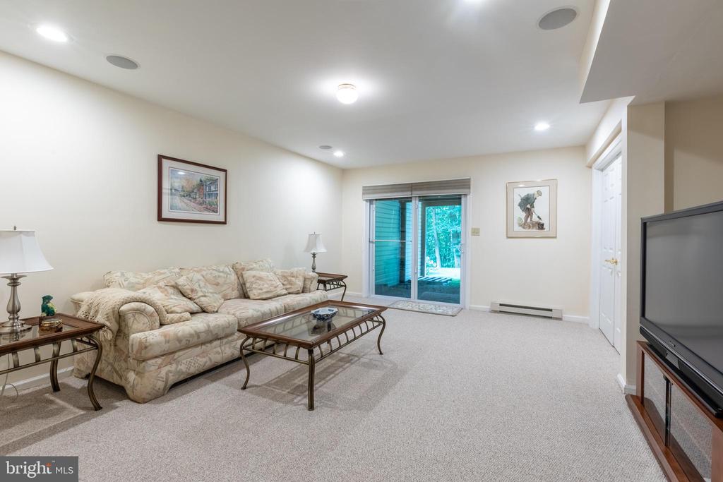 515 SOUTHAMPTON LANE