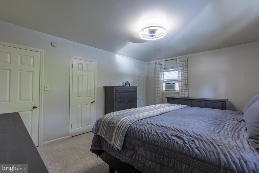 2708 BARDELL DRIVE