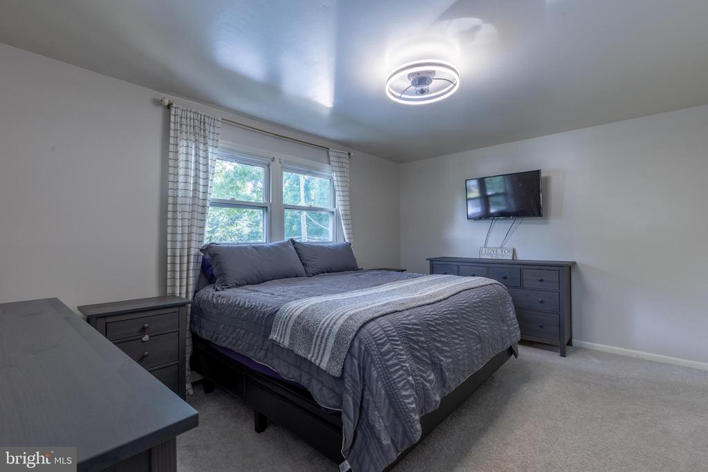 2708 BARDELL DRIVE