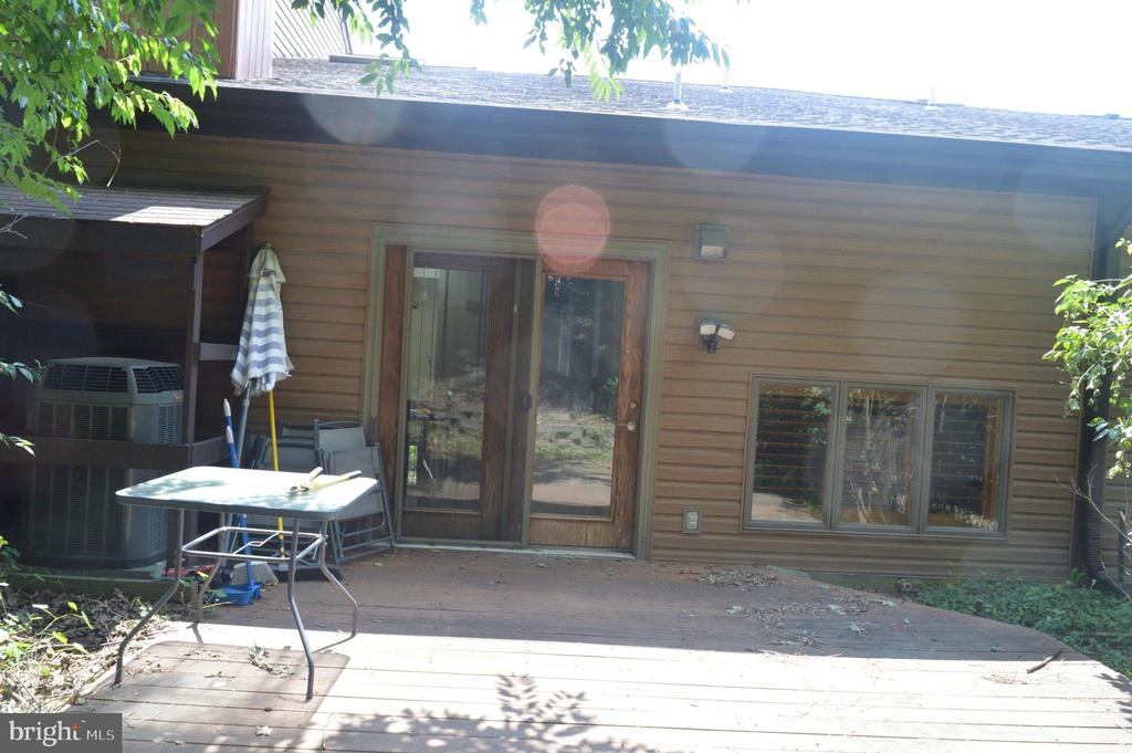 5407 PINEHURST DRIVE