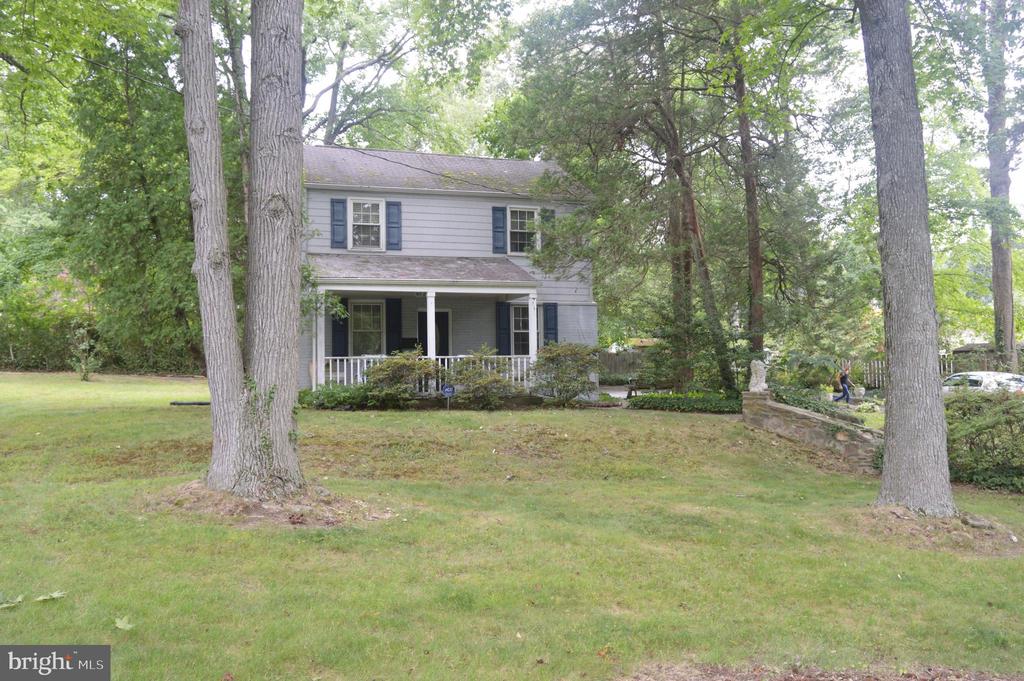 715 BELLEVUE ROAD