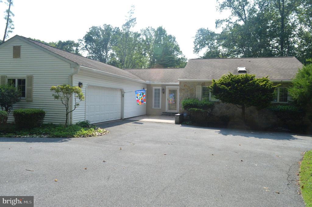1190 CORNER KETCH ROAD