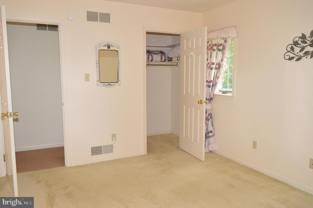 1190 CORNER KETCH ROAD