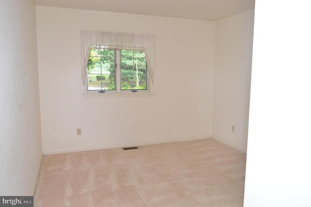 1190 CORNER KETCH ROAD