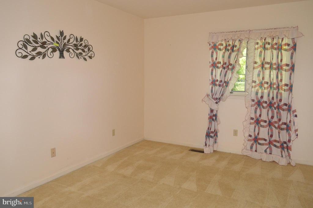 1190 CORNER KETCH ROAD