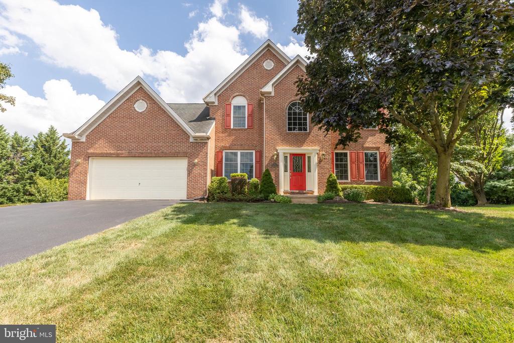 7 SALINA COURT