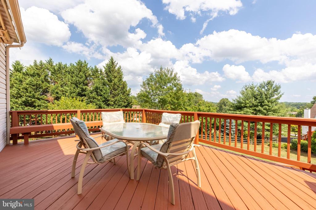7 SALINA COURT