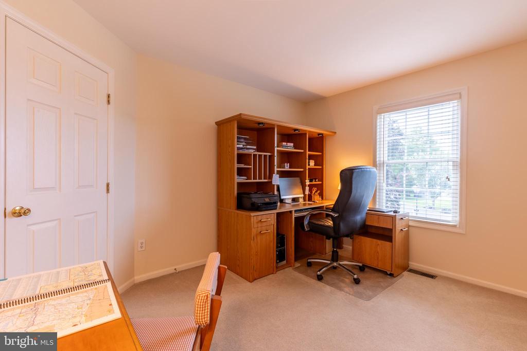 7 SALINA COURT