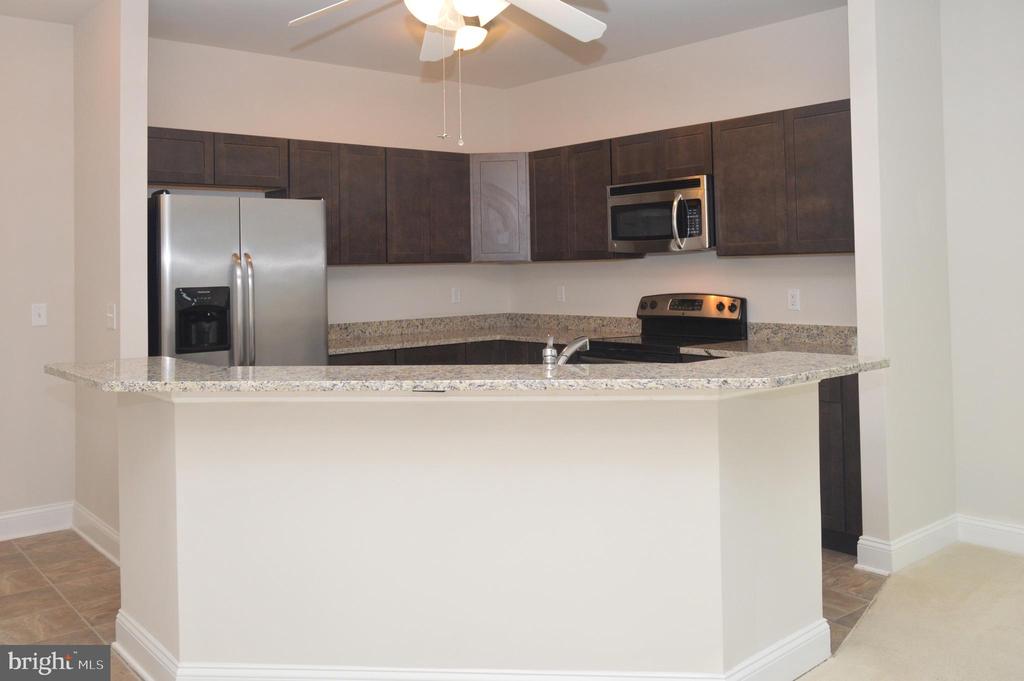 3000 FOUNTAINVIEW CIRCLE UNIT 3304