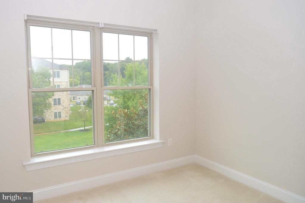 3000 FOUNTAINVIEW CIRCLE UNIT 3304