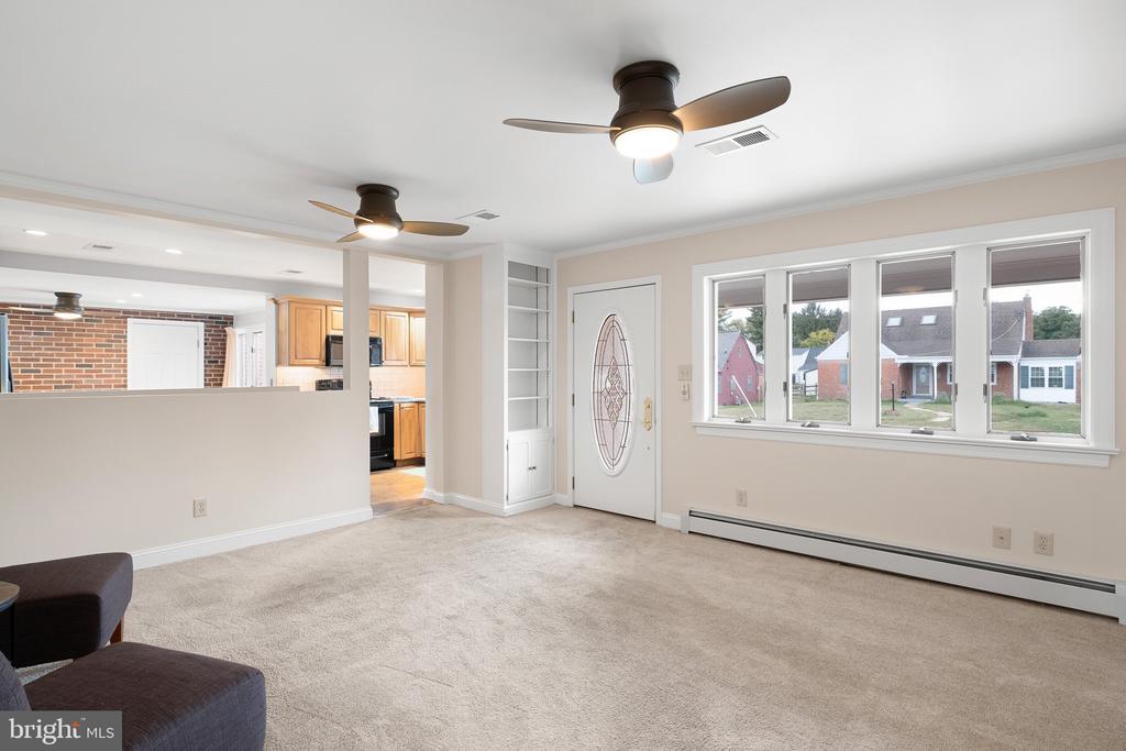 2413 DARNAY LANE