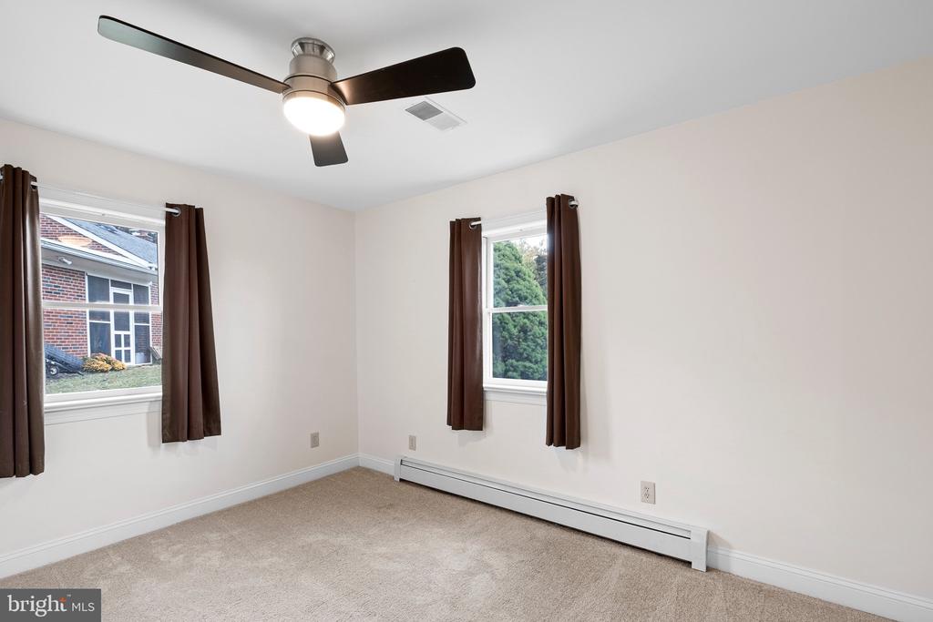 2413 DARNAY LANE