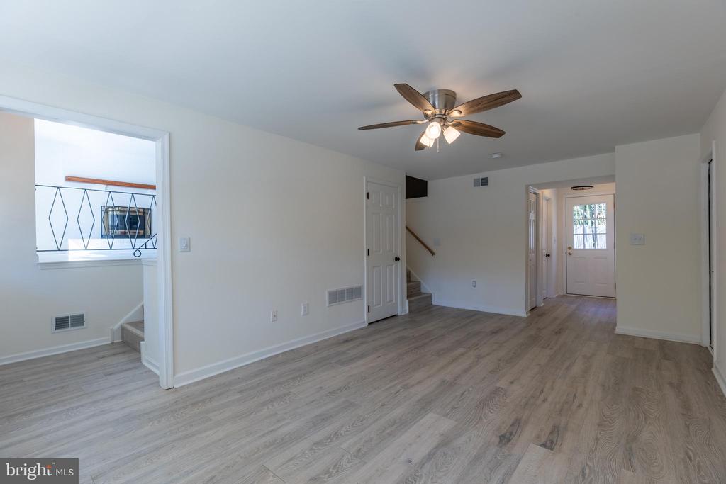 963 ALEXANDRIA DRIVE