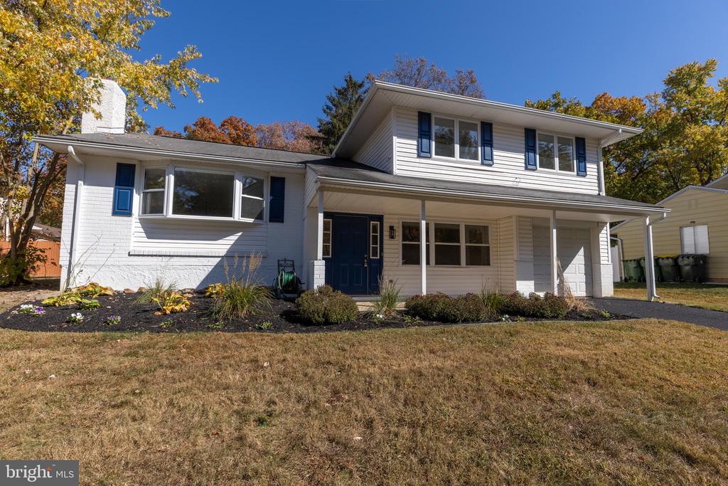 963 ALEXANDRIA DRIVE