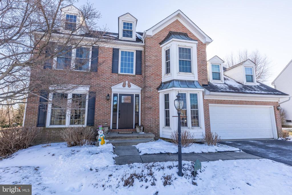 16 SOMERSET LANE