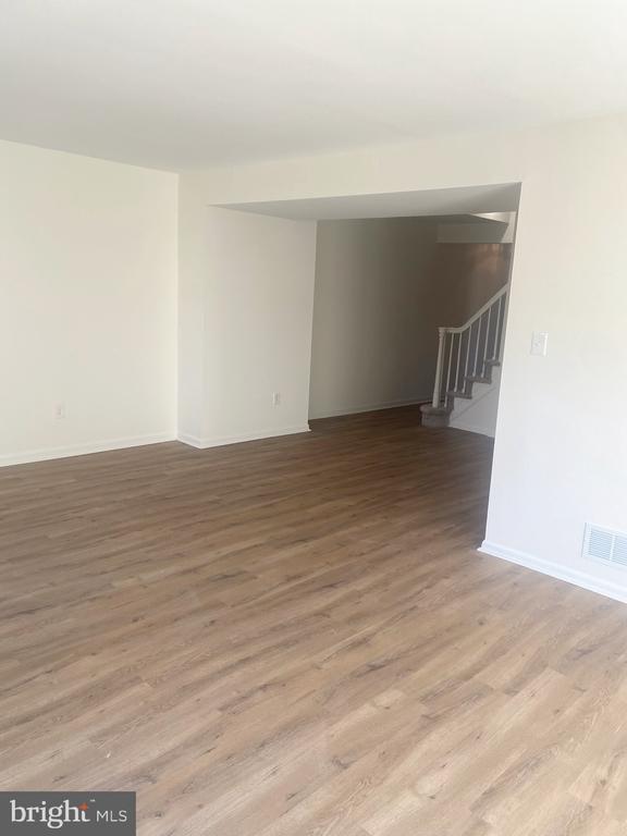 34 LOWER VALLEY LANE