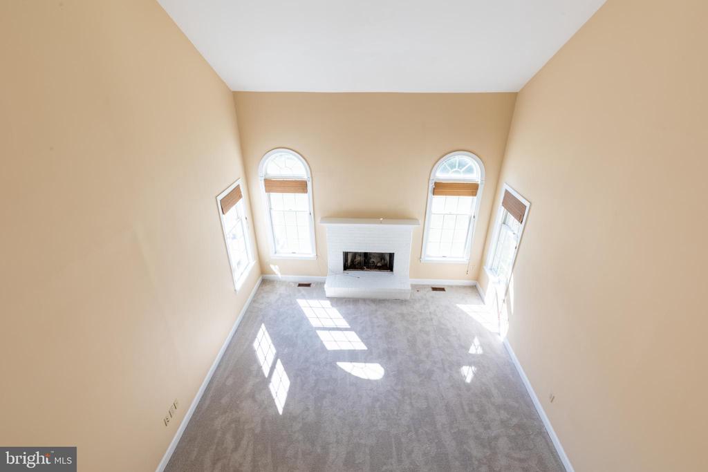 42 SPRINGBROOK LANE