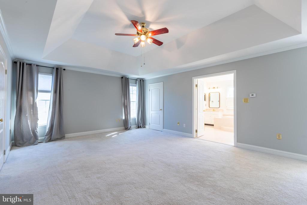 42 SPRINGBROOK LANE
