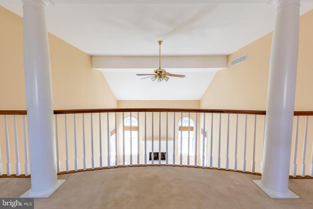 42 SPRINGBROOK LANE