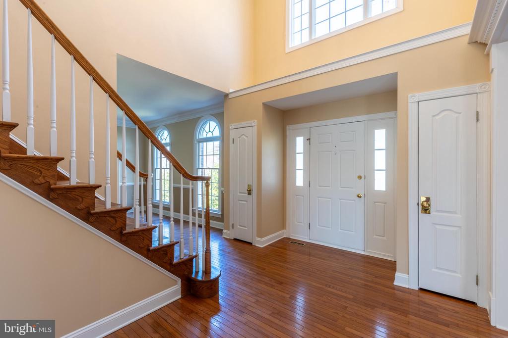 42 SPRINGBROOK LANE