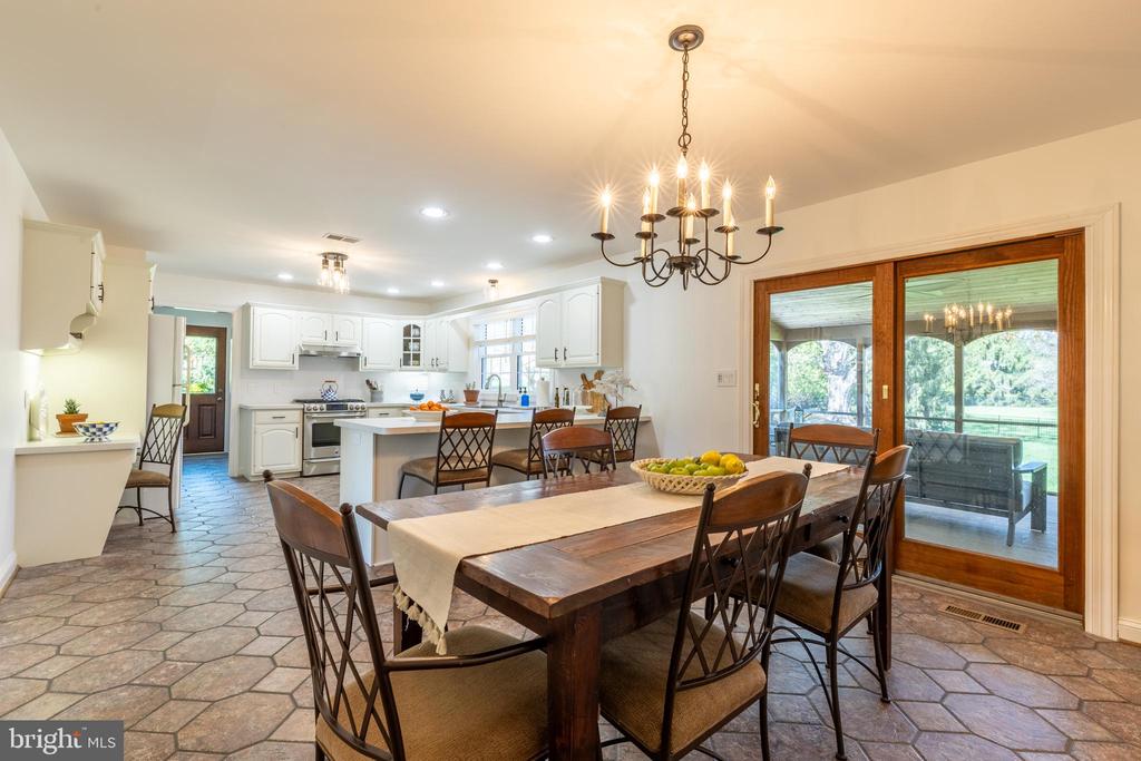 20 AUTUMNWOOD DRIVE