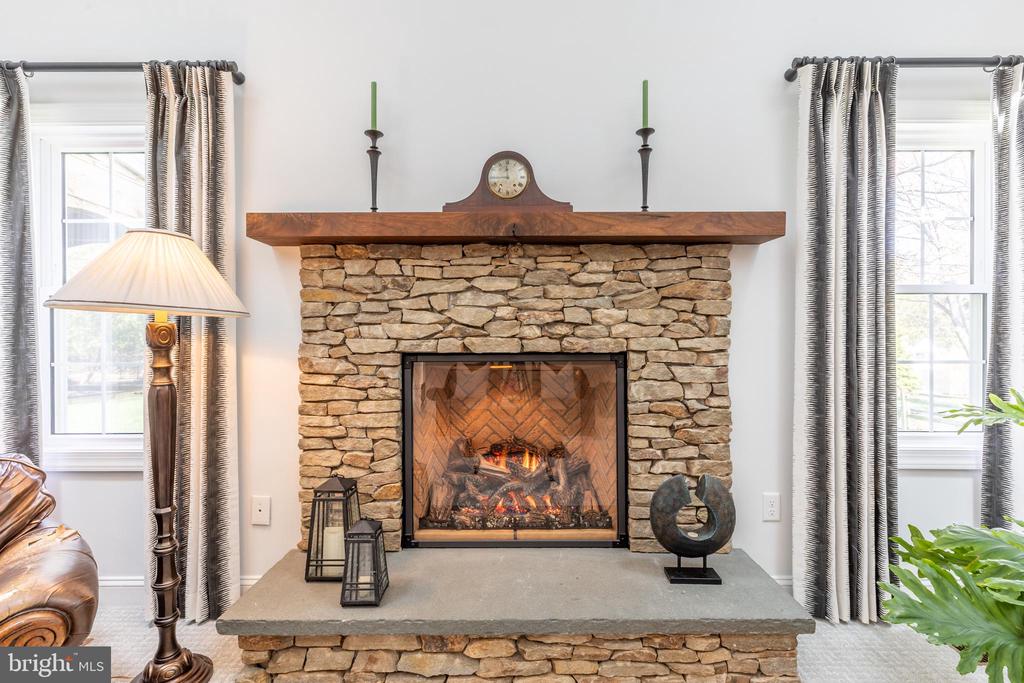 20 AUTUMNWOOD DRIVE