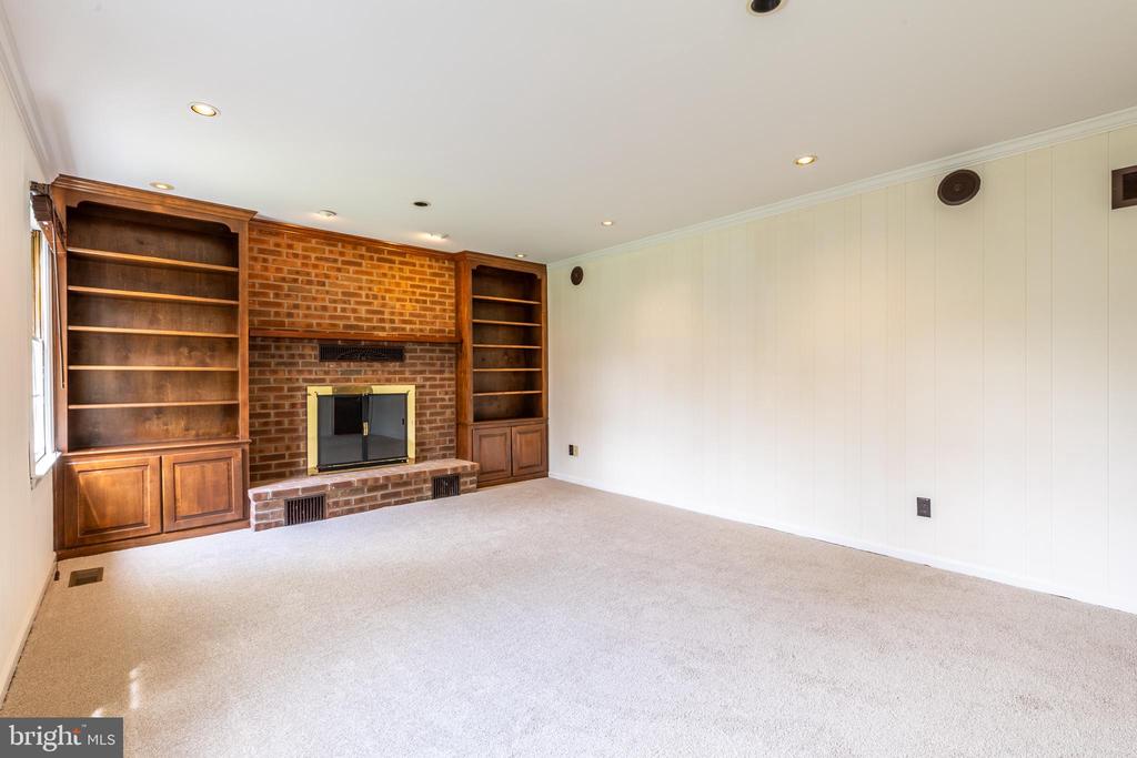 26 HARLECH DRIVE