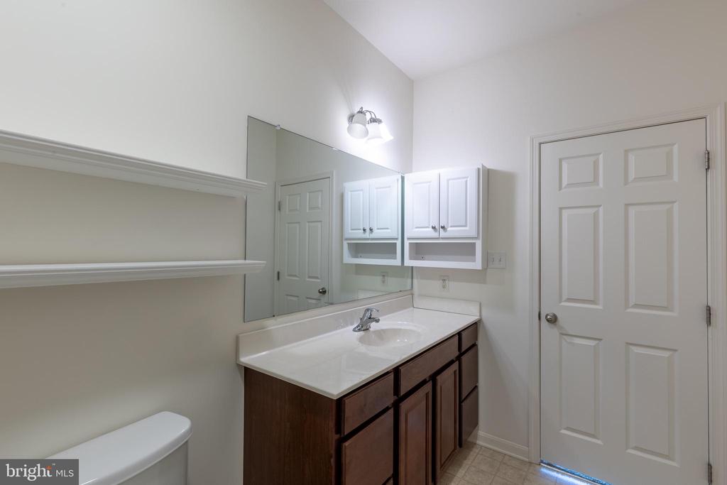 19 FOUNTAINVIEW DRIVE