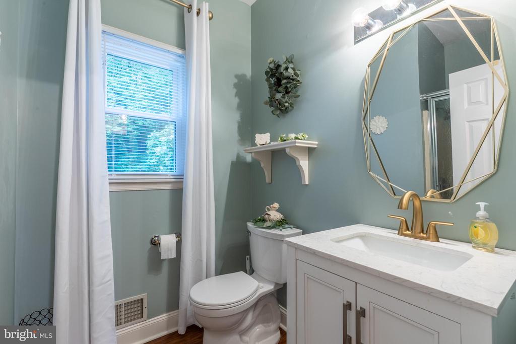 226 HAWKES COURT