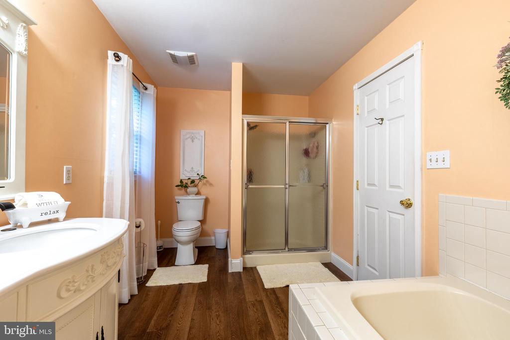 226 HAWKES COURT