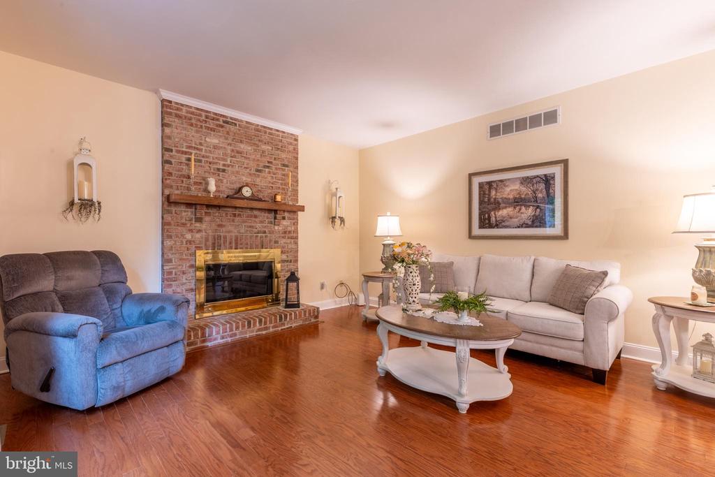 226 HAWKES COURT