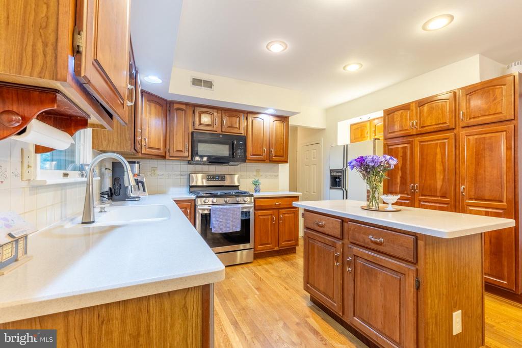 331 SHERINGHAM DRIVE