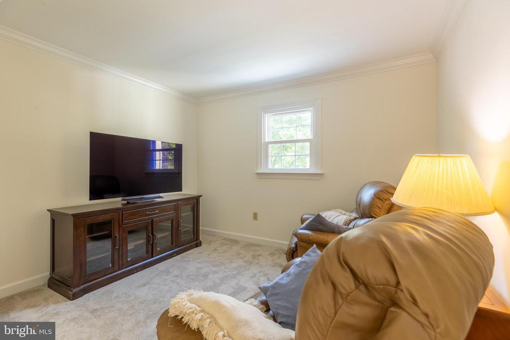 331 SHERINGHAM DRIVE