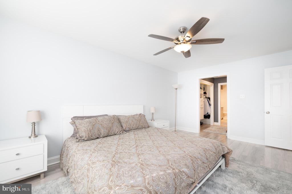 522 BEECH TREE LANE